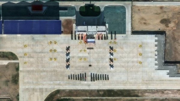 ШТА СПРЕМА КИНА У ТАЈНОСТИ: Сателитски снимци разоткрили нову војну базу ШТА СПРЕМА КИНА У ТАЈНОСТИ: Сателитски снимци разоткрили нову војну базу