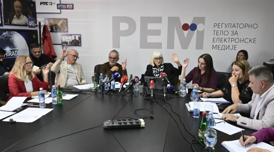 Savet REM jednoglasno odlučio da pokrene postupak protiv televizije Informer (VIDEO)