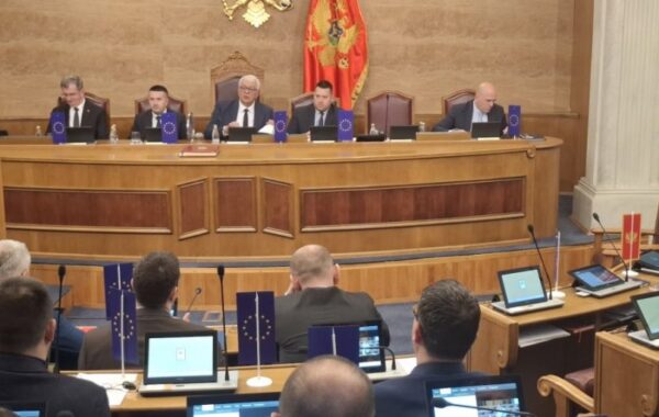 Skupština donela odluku o ukidanju imuniteta članovima Vlade Crne Gore za koruptivna krivična dela