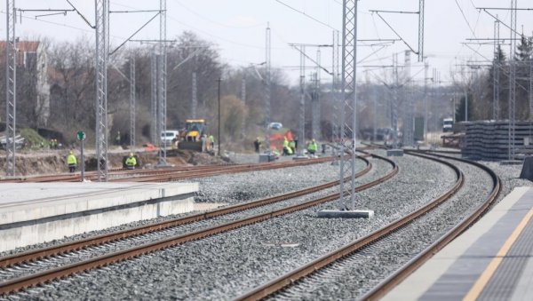 СРБИЈА И СРПСКА ПОНОВО НА ЈЕДНОЈ ПРУЗИ: Од децембра воз сваког дана спаја Зворник и Београд