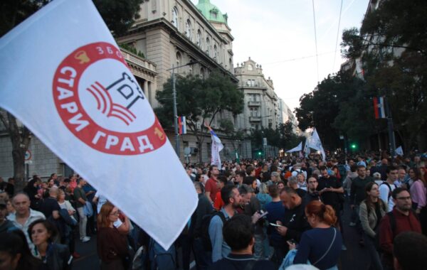 Studenti iz Gornjeg Milanovca krenuli pešice u Beograd na završni skup studentske liste | Srpska dijaspora