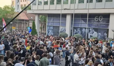 Studenti traže privremenu upravu na RTS-u