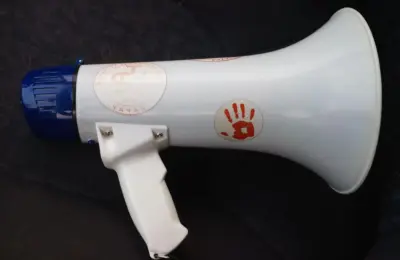 Studenti u blokadi: Ozbiljna upozorenja o provokacijama tokom mitinga SNS u Novom Sadu, ne ulazite u sukobe | Srpska dijaspora