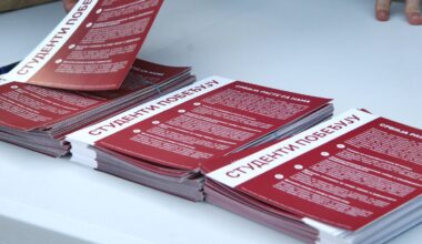 Studenti u blokadi: Policija u Beogradu zaustavila vozila koja prevoze naš izborni materijal | Srpska dijaspora