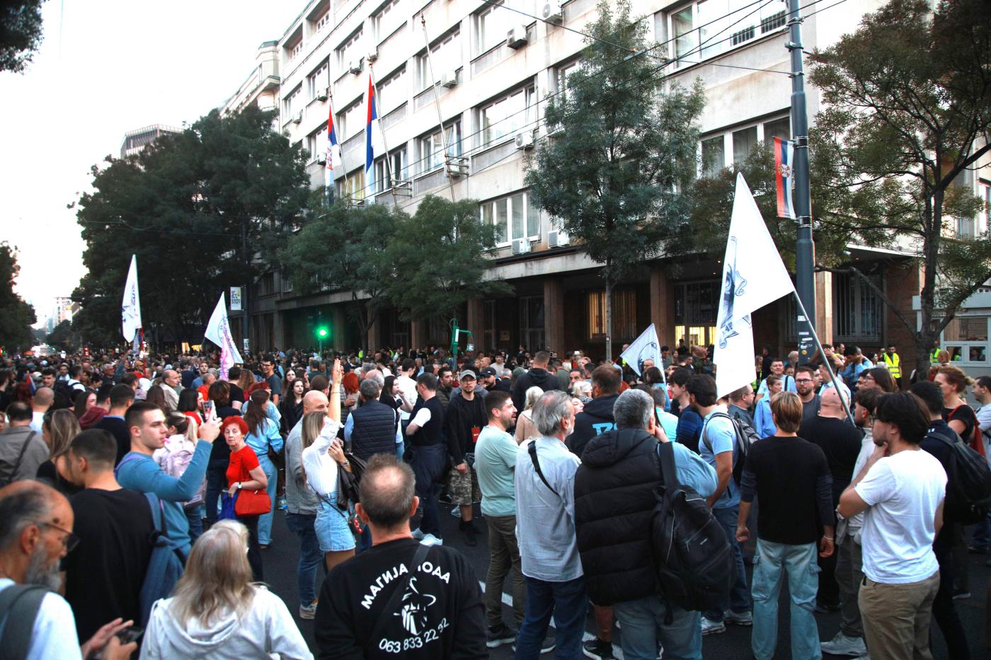 studenti-u-blokadi:-zalba-upravnom-sudu-zato-sto-je-rik-odbacio-prigovore-oko-glasanja-u-inostranstvu studenti-u-blokadi:-zalba-upravnom-sudu-zato-sto-je-rik-odbacio-prigovore-oko-glasanja-u-inostranstvu