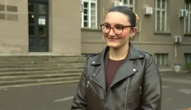 Studentkinja pred skup na Slaviji: Ništa ne može da nas zaustavi, kolone kreću sa šest lokacija (FOTO)