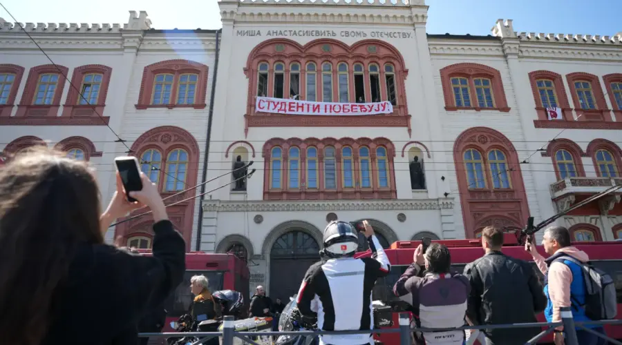 Studentski pokret: Ovo su lokacije i satnica dočeka šetača, spajanje kolona u 20 časova kod Rektorata