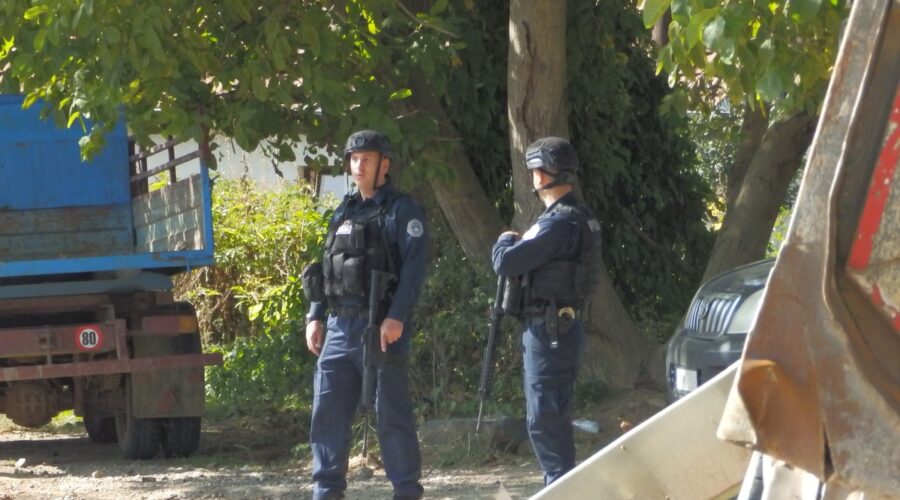 Sud u Prištini pridužio pritvor devetorici Srba iz Zubinog Potoka za još dva meseca