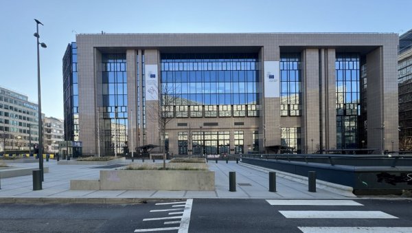 ИЗБОРИ КРОЈЕ ЕВРОПСКУ КАСУ: Све јачи успон суверенистичких странака могао би да закомпликује нови буџет ЕУ