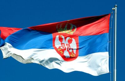 TRI MILIONA EVRA ZA JARBOL OD 80 METARA: Vlast planira novu „atrakciju“ na Ušću, građani poručuju: „Izdržaćemo ove gluposti do izbora!“