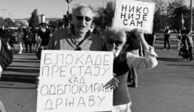 TUGA U NOVOM SADU: Preminuo profesor u penziji koji je od prvog dana bio uz studente na ulici, đaci mu pevali pod bolničkim prozorom! (VIDEO)