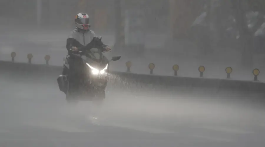 Tajfun kod Tajvana, zatvorene škole i prodavnice