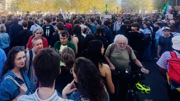 ДЕМОНСТРАНТЕ ПРОТЕРАЛИ ВАН ГРАДА: У Француској се одржавају протести трећу суботу заредом ДЕМОНСТРАНТЕ ПРОТЕРАЛИ ВАН ГРАДА: У Француској се одржавају протести трећу суботу заредом