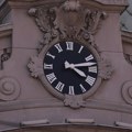 U Srbiji počelo zimsko računanje vremena, kazaljke pomerene sat unazad