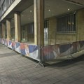VIDEO Blokiran deo centra grada, blizu sedišta Republičke izborne komisije: Ograde kod Londona i na Terazijama