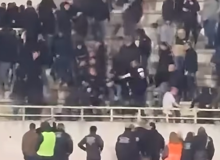 (VIDEO) Navijači Partizana se u Nišu tukli između sebe