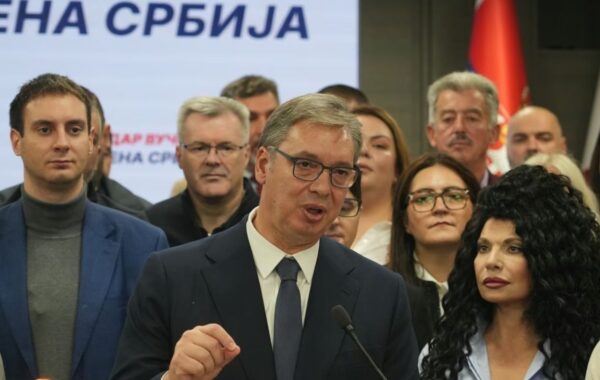 VUČIĆ ZAPRETIO SAMOORGANIZOVANJEM POSLE INCIDENTA NA INFORMERU: „Ako država ne reaguje, sami ćemo doneti odluke“!