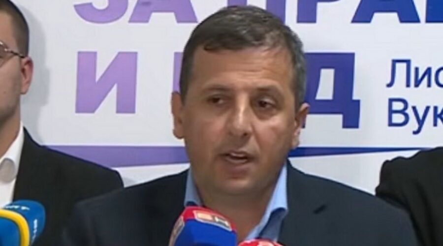 VUKANOVIĆ RAZOČARAN POSLE IZBORA U BOSNI: “Žao mi je što sam izgubio 20 godina žrtvujući se za ovakav narod, zaboravite moj broj telefona!”