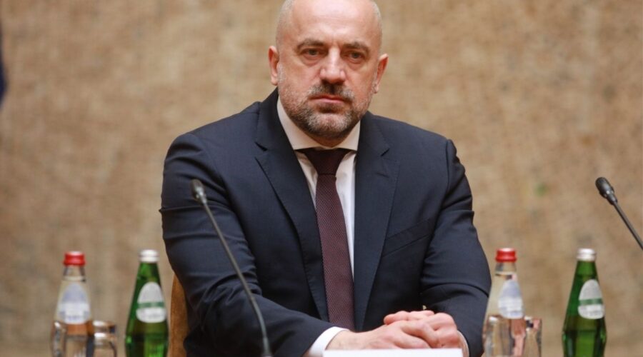 ZAŠTO RADOIČIĆU NIJE ODREĐEN PRITVOR U SLUČAJU BANJSKA? Zagorka Dolovac naredila hitnu proveru skandalozne odluke tužilaštva!