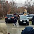 Zatvoreno više lokala, gosti morali da napuste objekte! Akcija policije u severnom delu Kosovske Mitrovice i Zvečanu…