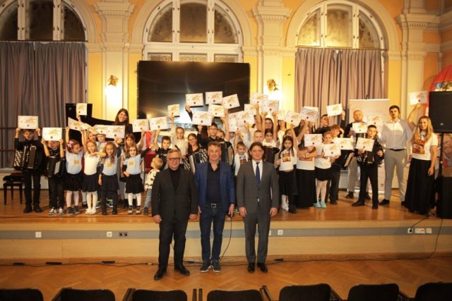 Zlatna pčela okupila mlade muzičare u Beču | Srpska dijaspora