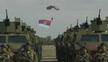 „LJUDI SU UZNEMIRENI, TU PROLAZE DECA”: Meštani Stubice tvrde da je vojska bez najave upala u selo i pucala nasred ulice! (VIDEO)