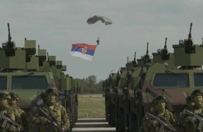 „LJUDI SU UZNEMIRENI, TU PROLAZE DECA”: Meštani Stubice tvrde da je vojska bez najave upala u selo i pucala nasred ulice! (VIDEO)