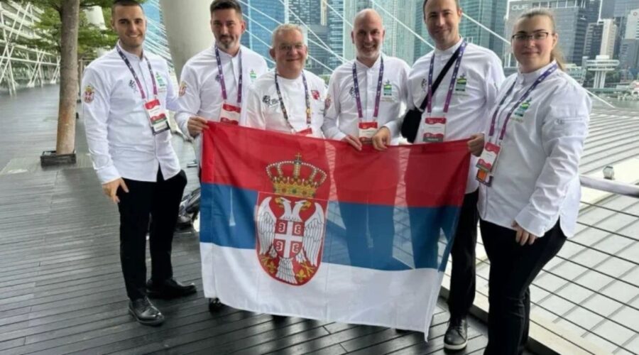 „MOJ KOREN JE NA DRINI, A KROŠNJA POD TROPSKIM SUNCEM“: Srpski kuvar iz Loznice postao šef restorana u Singapuru, goste dočekuje uz pogaču i so! (FOTO)