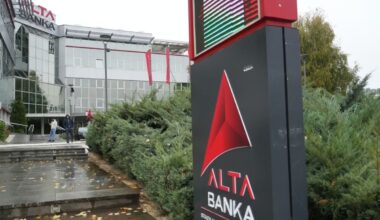 „OČUVANJE FINANSIJSKE STABILNOSTI JE NA PRVOM MESTU“: Studenti u blokadi se oglasili nakon oduzimanja licence Alta banci!