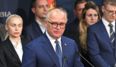 „PROTIV NJEGA SE VODI KRIVIČNI POSTUPAK, A I DALJE JE NA FUNKCIJI“: Zaposleni u Zavodu za zaštitu spomenika kuluture traže ostavku Gorana Vesića!