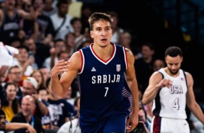 „ŠTO NE MOŽE NIKO, MOŽE TRI“: Bogdan Bogdanović obukao dres sa natpisom „Sloboda“ i poslao poruku posle pobede studenata! (FOTO)