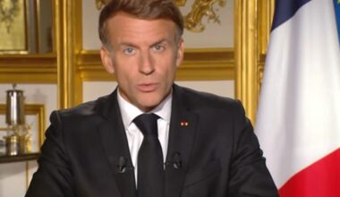 „SVI OSEĆAMO BES I SRAMOTU“: Makron odbio ostavku ministra policije nakon što je 30.000 pljačkaša zapalilo Francusku!