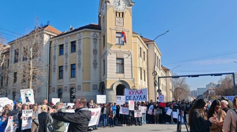 „VIDIMO SE U GRADU IZ KOG PROMENA KREĆE“: Studenti najavili novi veliki skup u Nišu 10. oktobra!